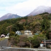 写真1　東山合棚の里山風景　背後の高い山が鶴見岳