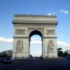 写真2　凱旋門の立つシャルル・ド・ゴール広場